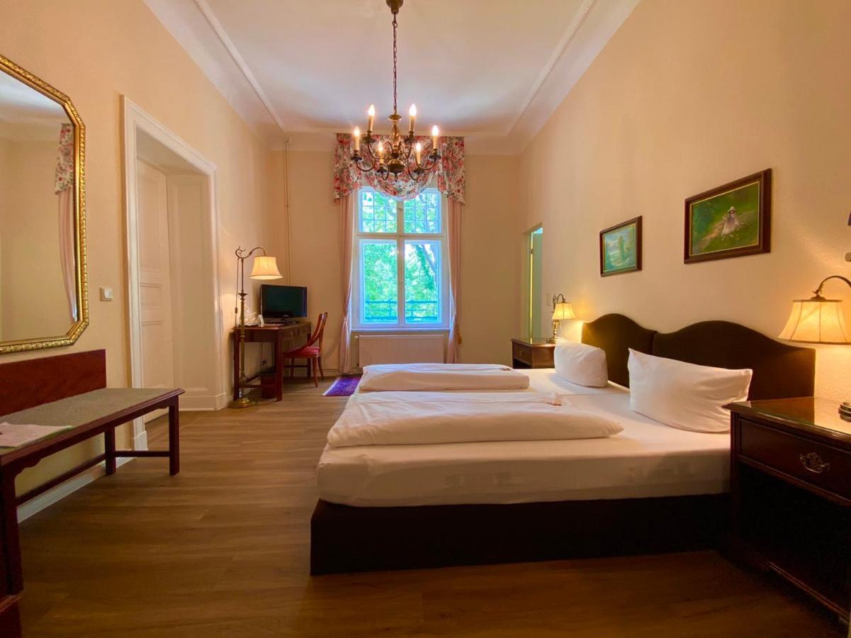 Hotel Kronprinz Falkensee Eksteriør bilde